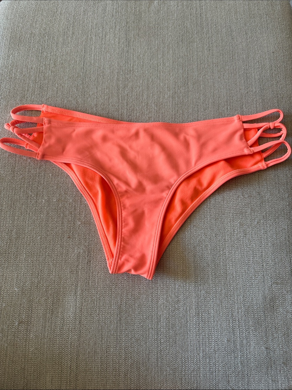 NWOT Hollister Bikini Swim Bottom